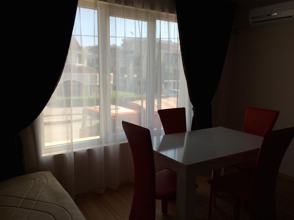Beach Aparthotel Salt Lake เปาโมเรีย ภายนอก รูปภาพ